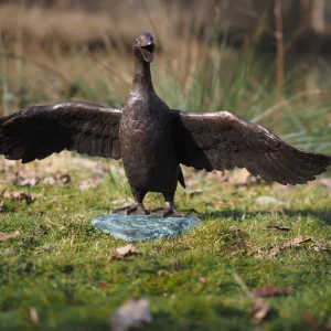 Statue en bronze Canard battant des ailes 38x90x47cm